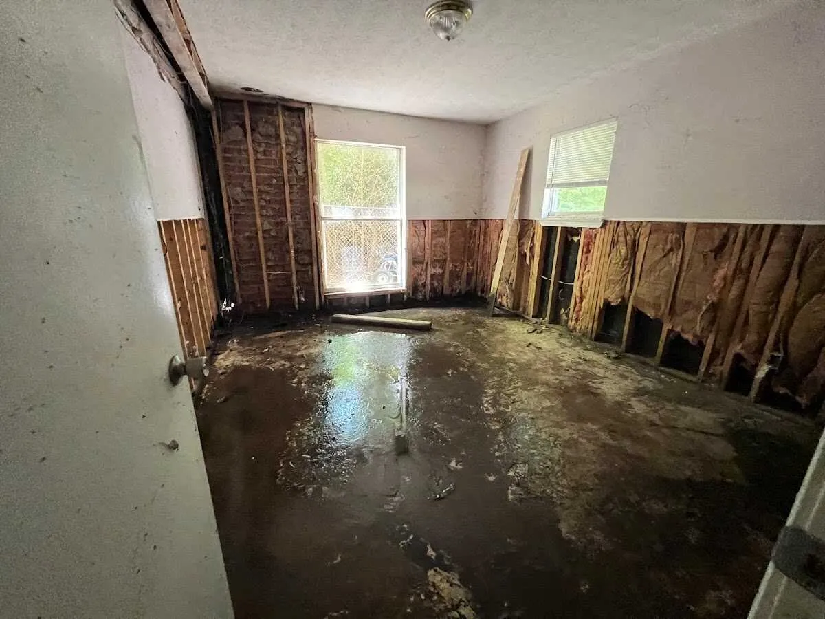 Water Damage Restoration services in Warrenton, OR